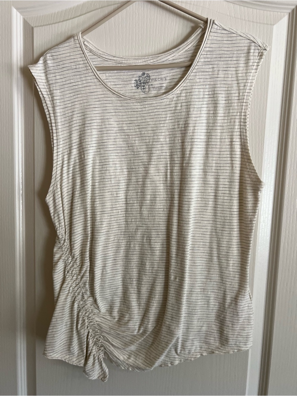 Pilcro Striped Sleeveless Tank Top - White/Light Gray